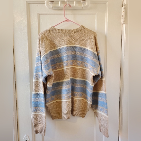 Vintage Oversized Sweater - Picture 2 of 3